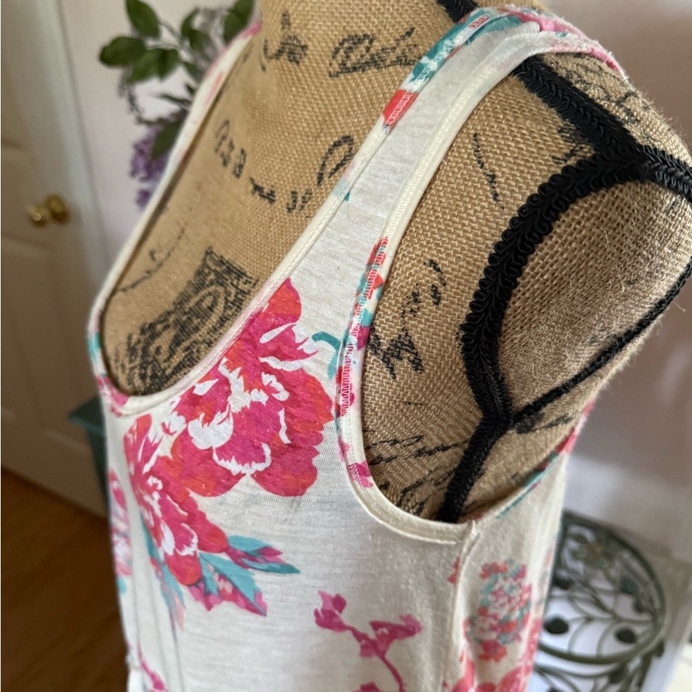American Eagle JUNIORS Floral Tank Top SZ L